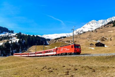 HGe 4/4 II sur l'Oberalp: une espèce en voie de disparition (MGB)